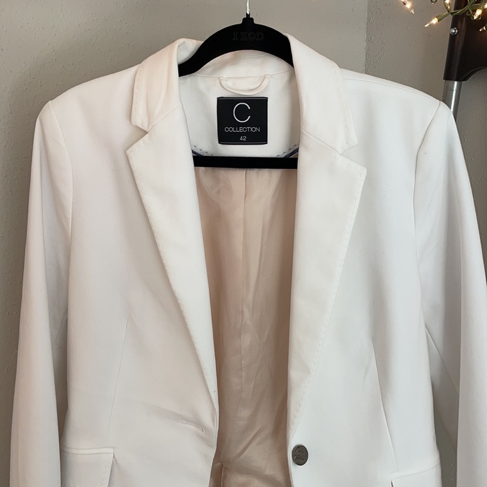 ✨White Blazer✨ - Picture 3 of 8